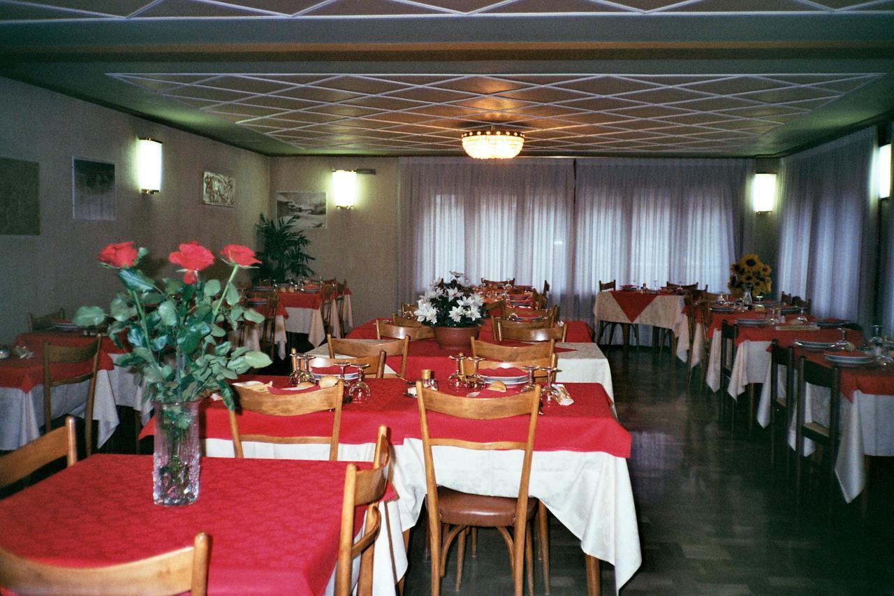 Hotel Villa Cary Sauze D'Oulx Exterior photo